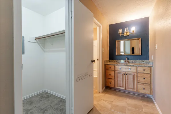 $129,999 | 7600 Emmett F Lowry Expressway, Unit 801, Texas City, TX 77591