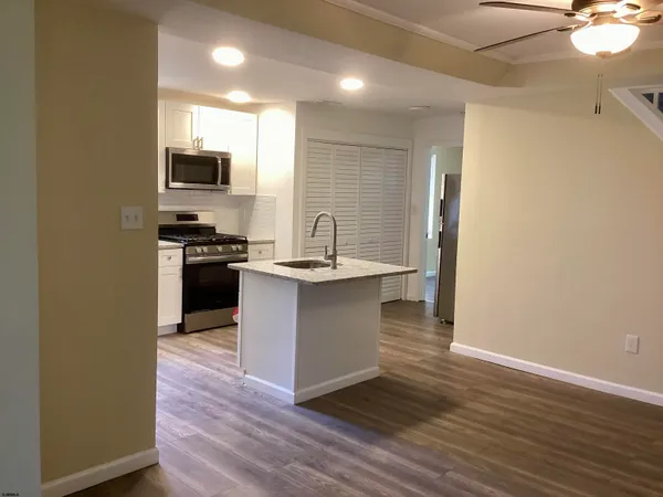 $384,900 | 909 West White Horse Pike, Galloway Township, NJ 08215