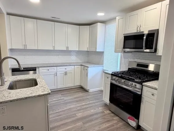 $384,900 | 909 West White Horse Pike, Galloway Township, NJ 08215