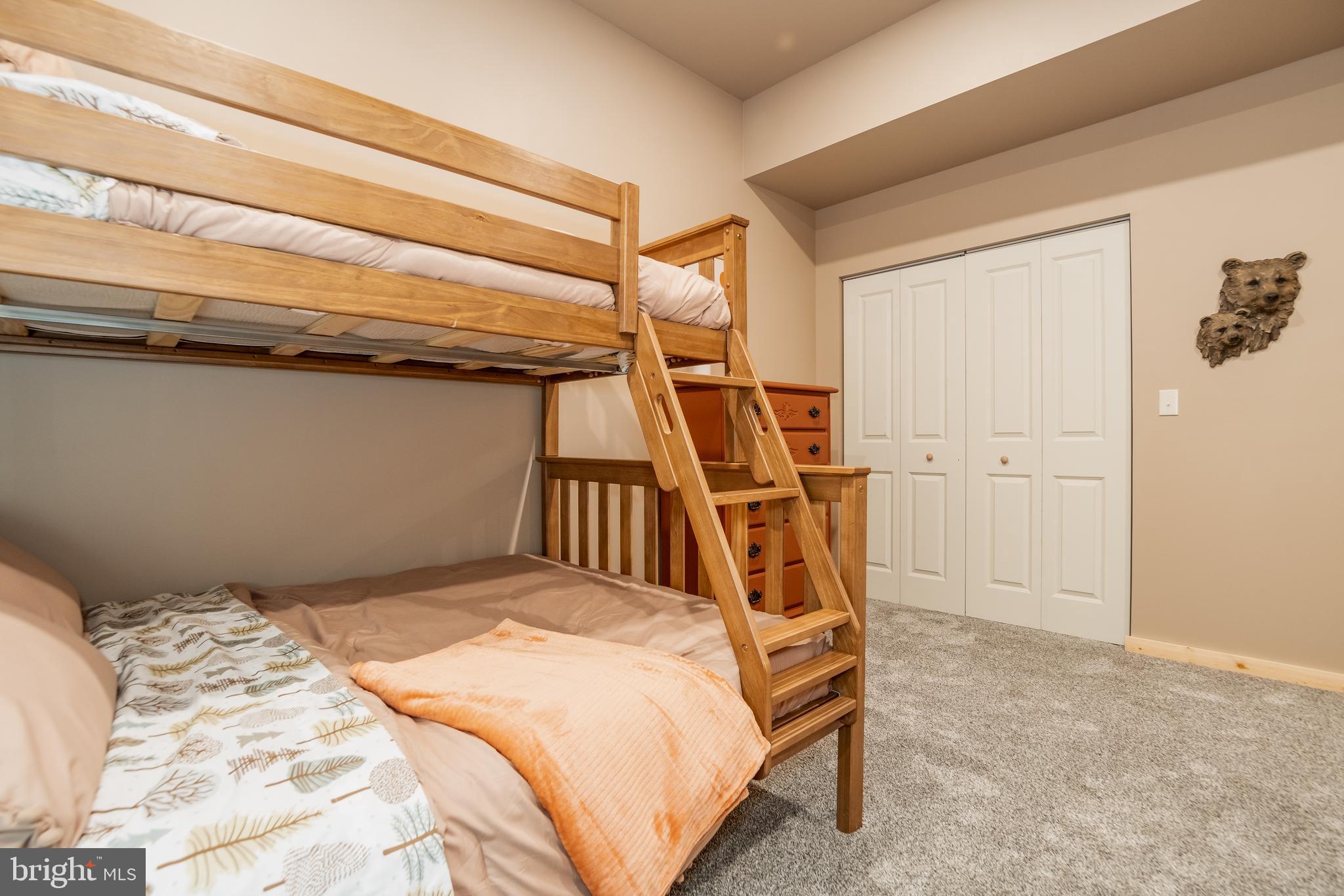 948 Legeer Road Grantsville, MD 21536 - Photo 77 of 94 Bedroom 5 Bunk Room