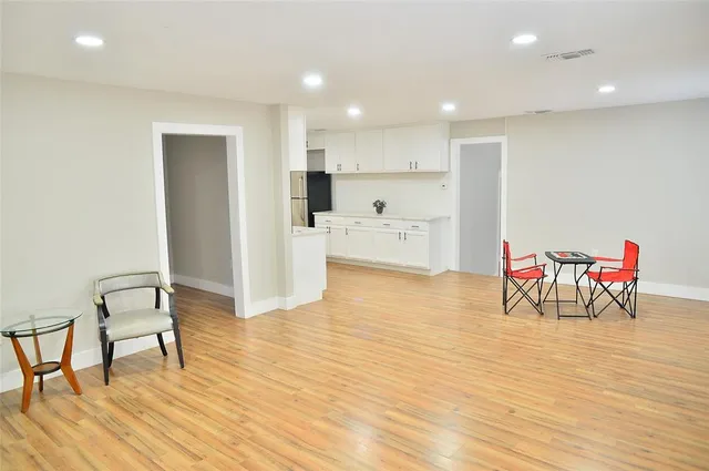 $350,000 | 2010 Wesley Drive, Arlington, TX 76012