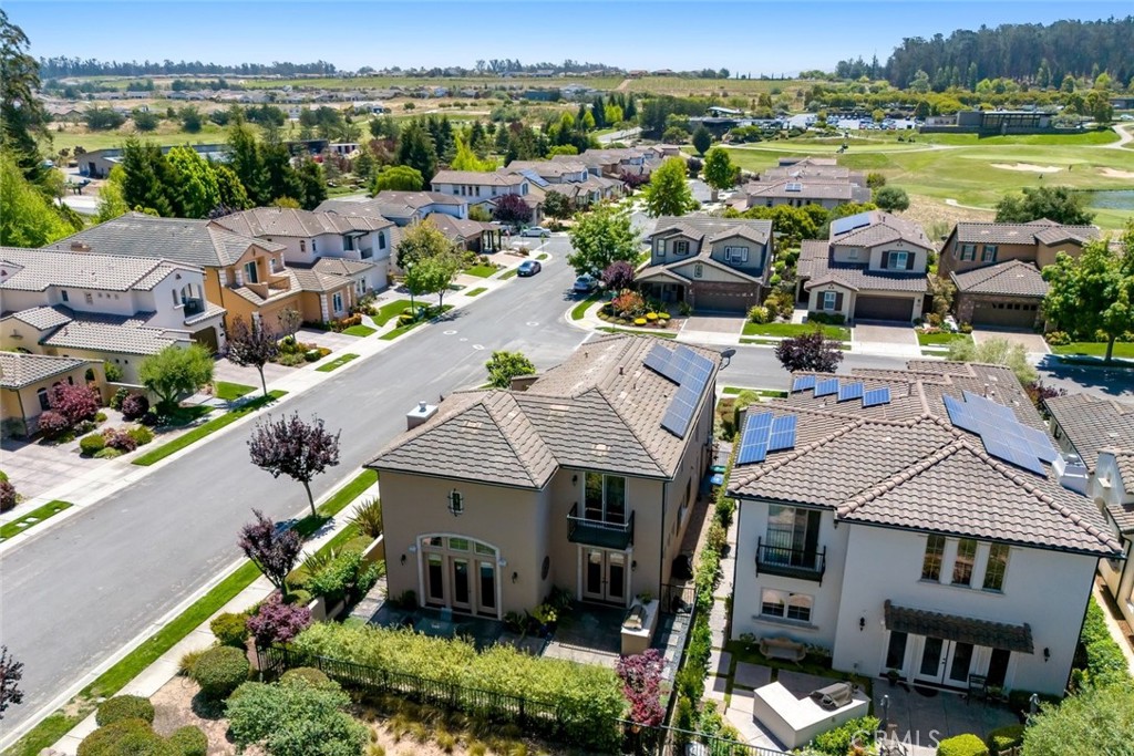 1602 Payton Way Nipomo, CA 93444 - Photo 44 of 71 an aerial view of multiple house
