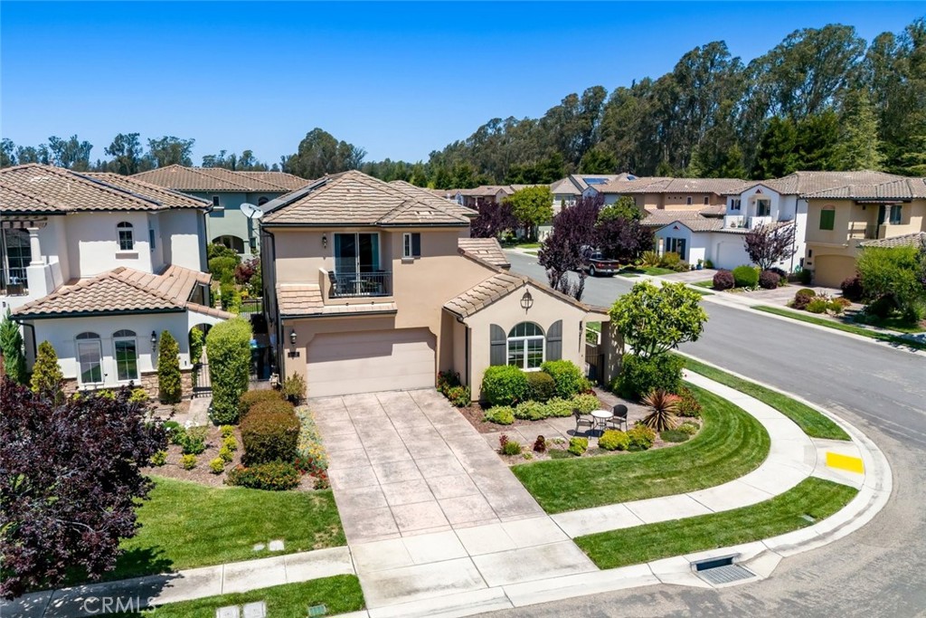 1602 Payton Way Nipomo, CA 93444 - Photo 45 of 71 a front view of a house with a yard