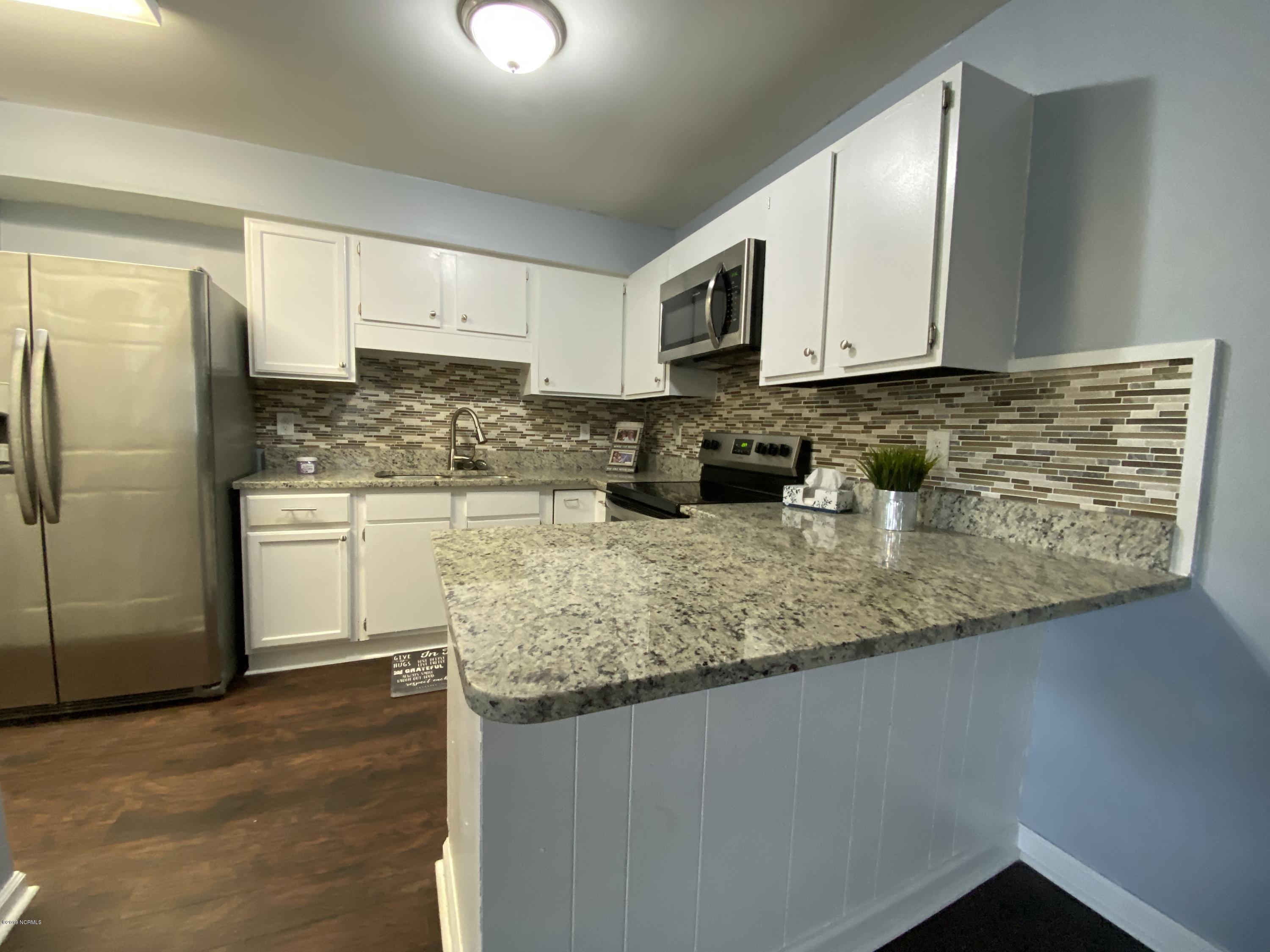 122 Balsam Road Jacksonville, NC 28546 - Photo 11 of 30 IMG_1863