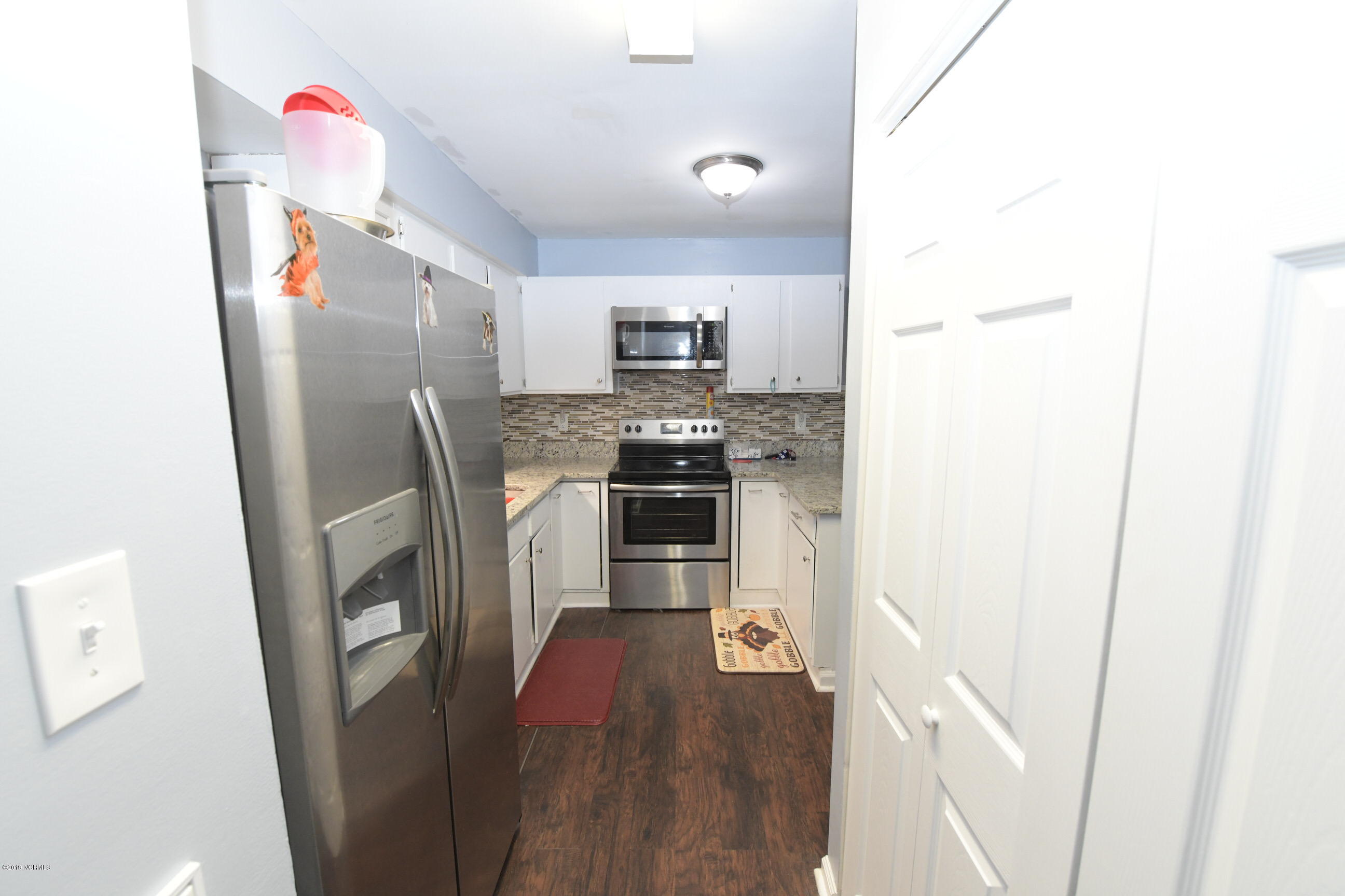 122 Balsam Road Jacksonville, NC 28546 - Photo 15 of 30 850_3358