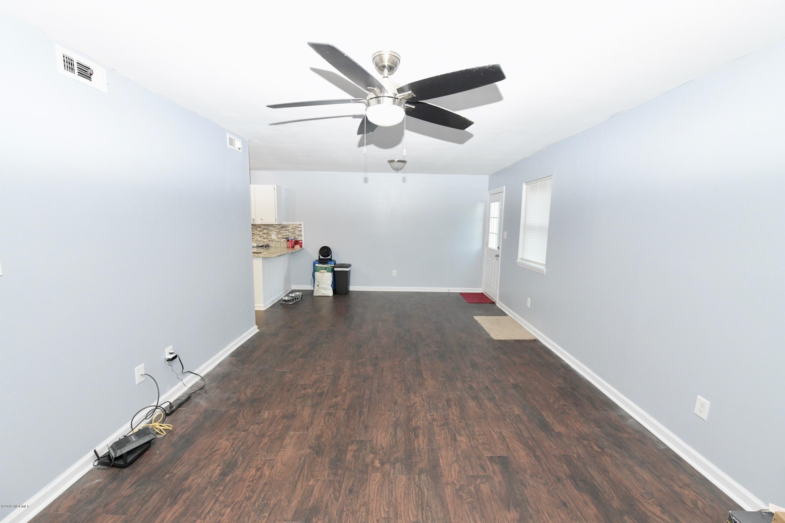 122 Balsam Road Jacksonville, NC 28546 - Photo 9 of 30 850_3384