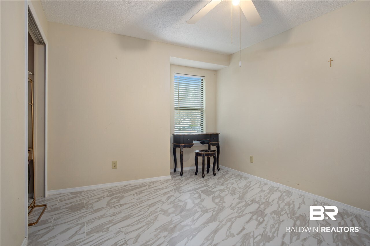 1251 Henckley Avenue, Unit 103 Mobile, AL 36609 - Photo 11 of 13