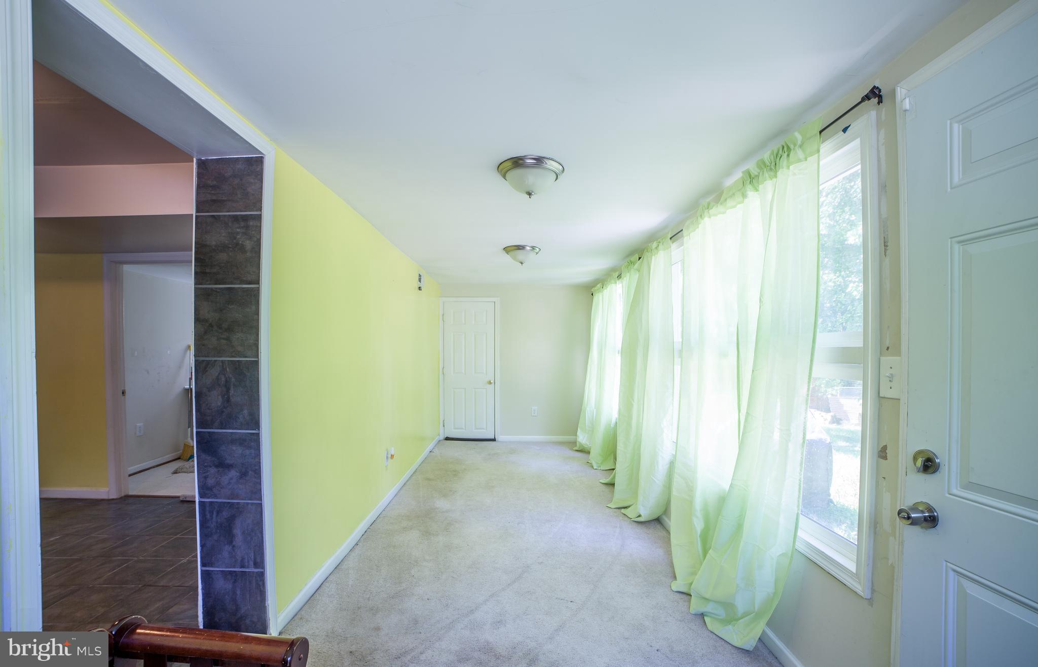 12603 Livingston Road Fort Washington, MD 20744 - Photo 9 of 27 Interior (General)