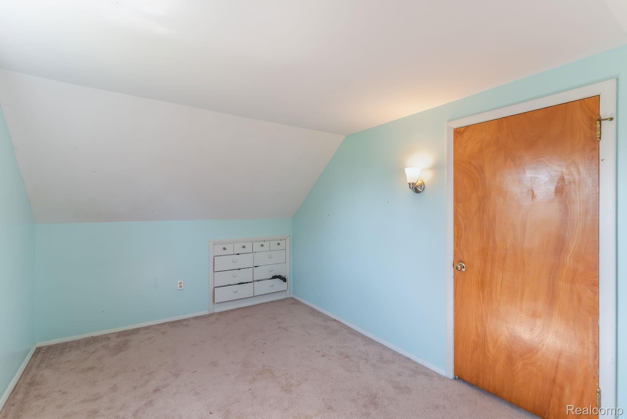 10864 Lansing Road Durand, MI 48429 - Photo 22 of 46 22.jpg