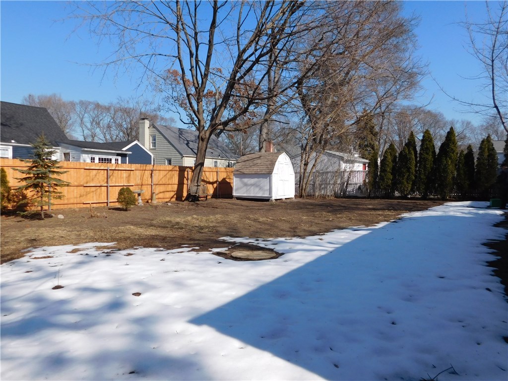93 Community Road Warwick, RI 02889 - Photo 5 of 14