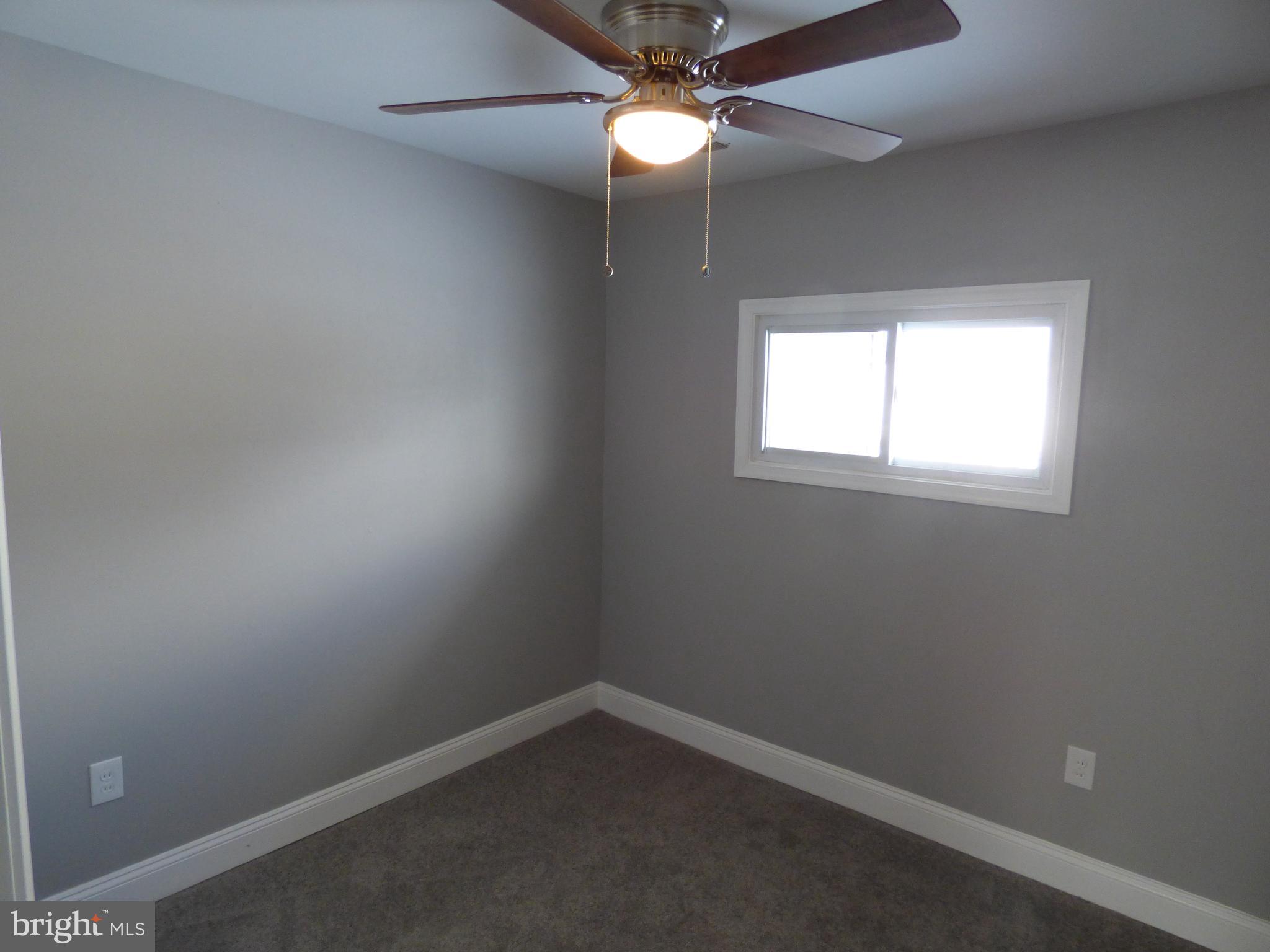 26 Broadleaf Road Levittown, PA 19057 - Photo 14 of 19 Bed