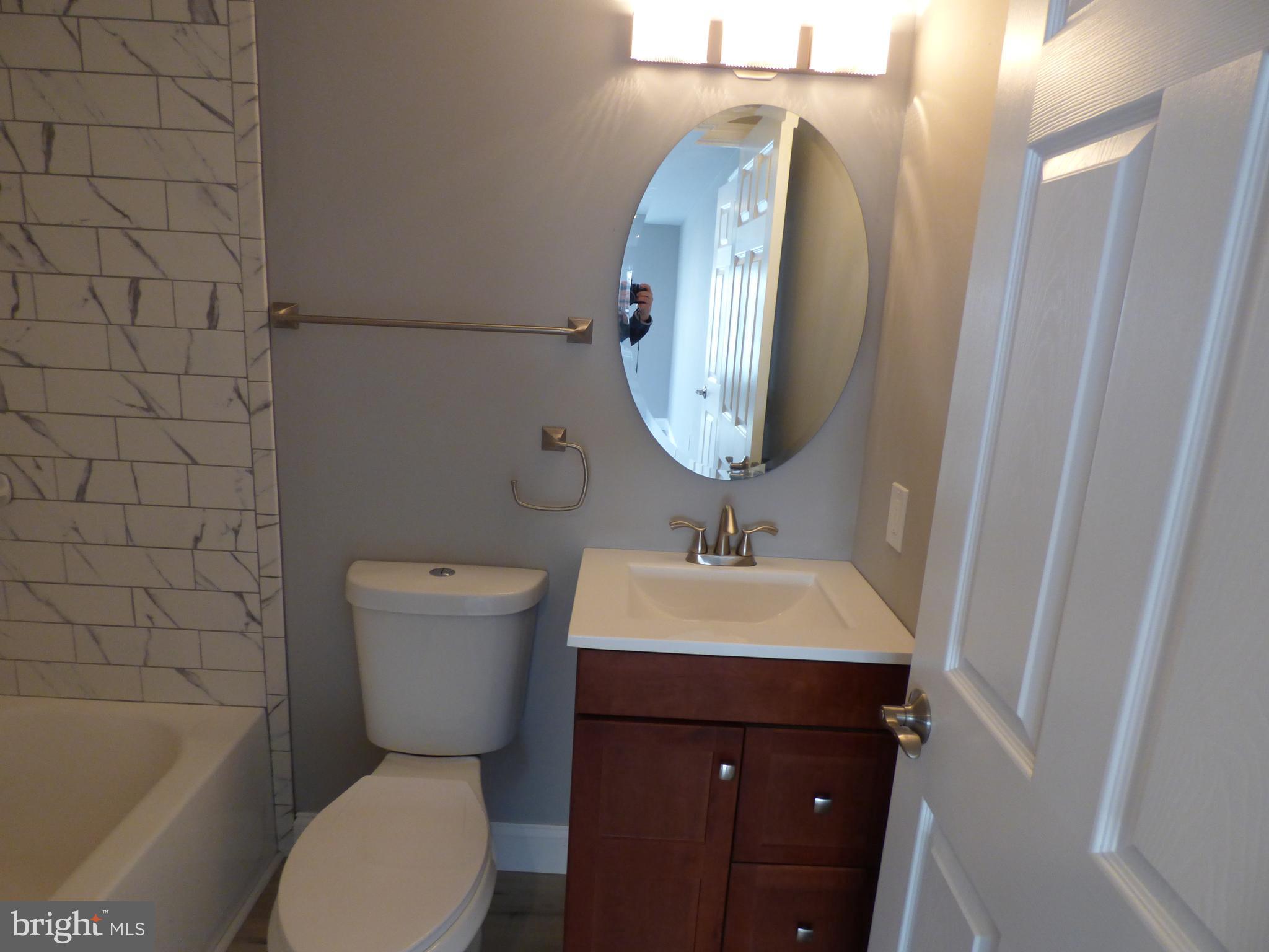 26 Broadleaf Road Levittown, PA 19057 - Photo 10 of 19 Master Bath