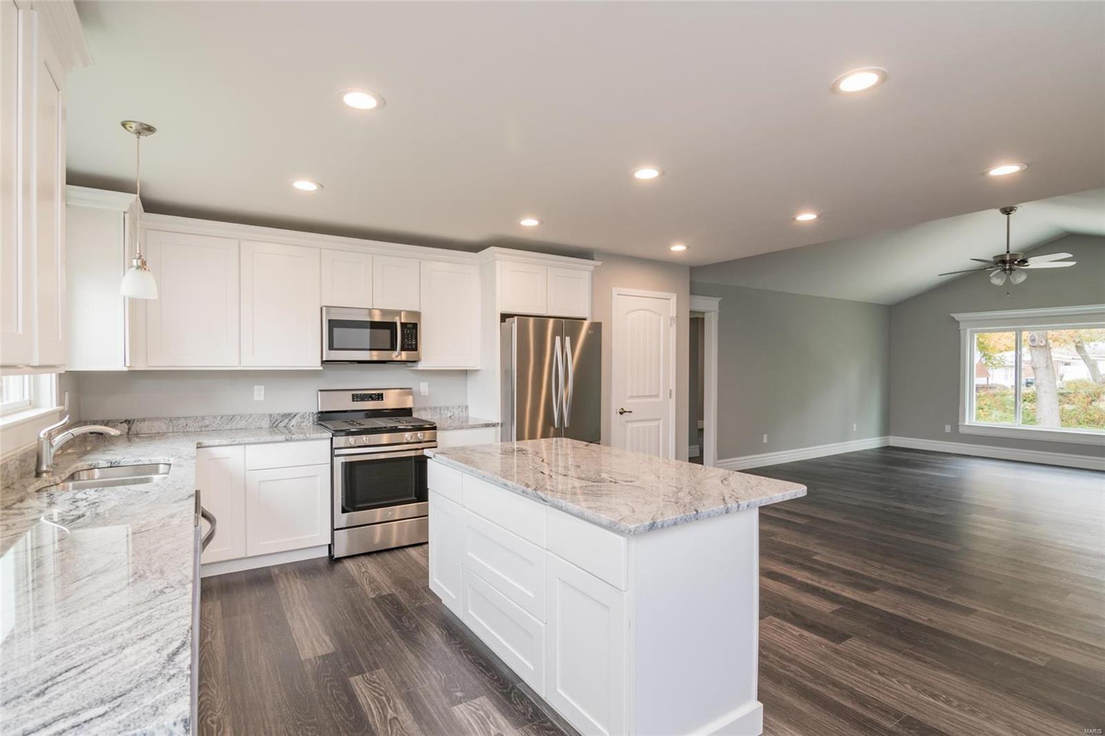 1205 Pleasant Ridge Road Collinsville, IL 62234 - Photo 11 of 32 Gallery Image 11