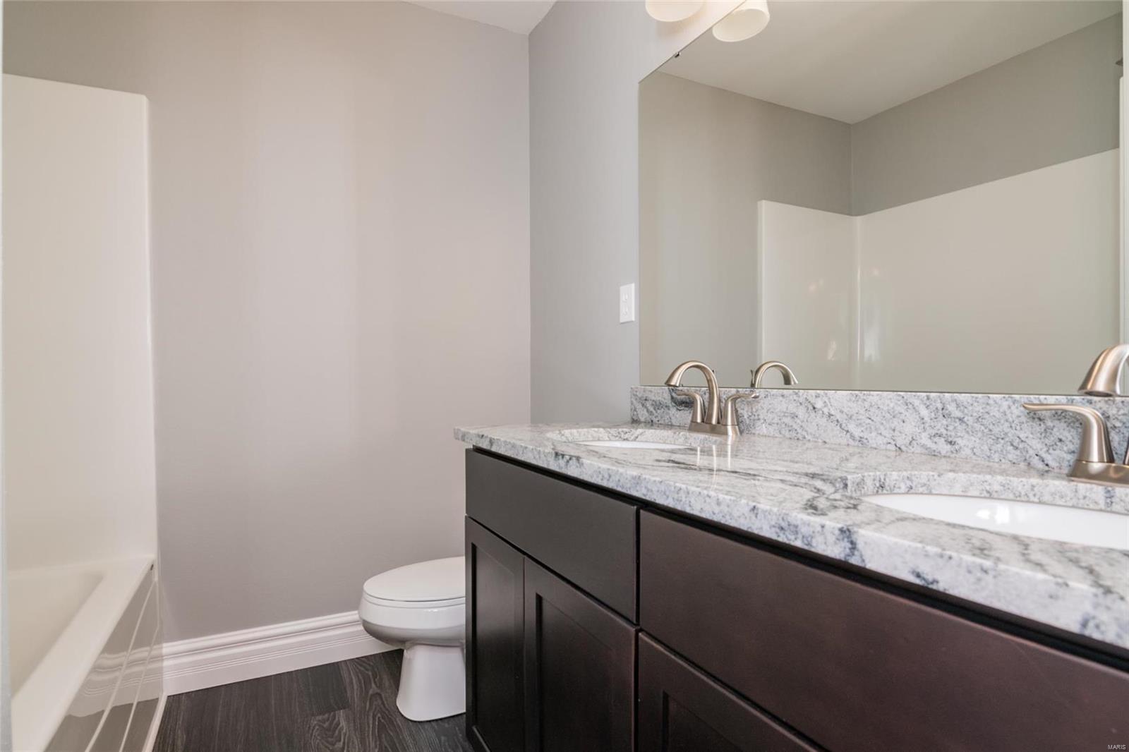 1205 Pleasant Ridge Road Collinsville, IL 62234 - Photo 18 of 32 Gallery Image 18