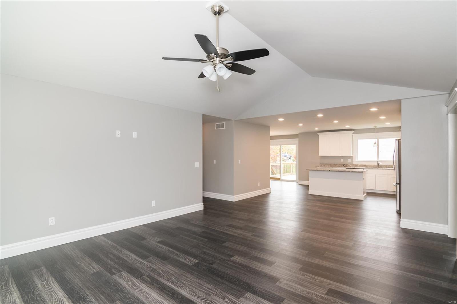 1205 Pleasant Ridge Road Collinsville, IL 62234 - Photo 7 of 32 Gallery Image 7
