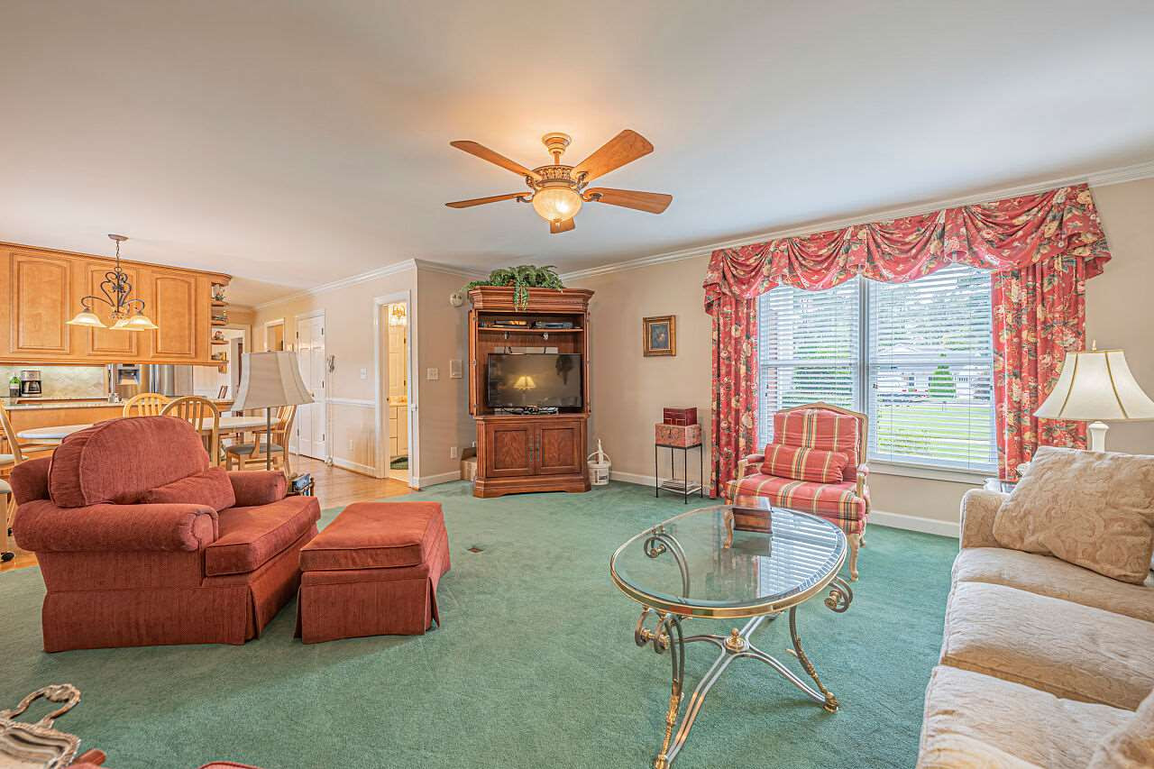 4712 Poland Place Raleigh, NC 27609 - Photo 14 of 29 Photo 14