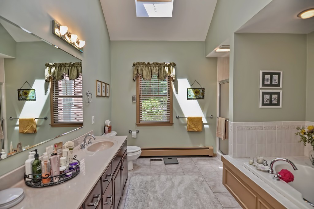 30 Oak Point Wrentham, MA 02093 - Photo 15 of 30