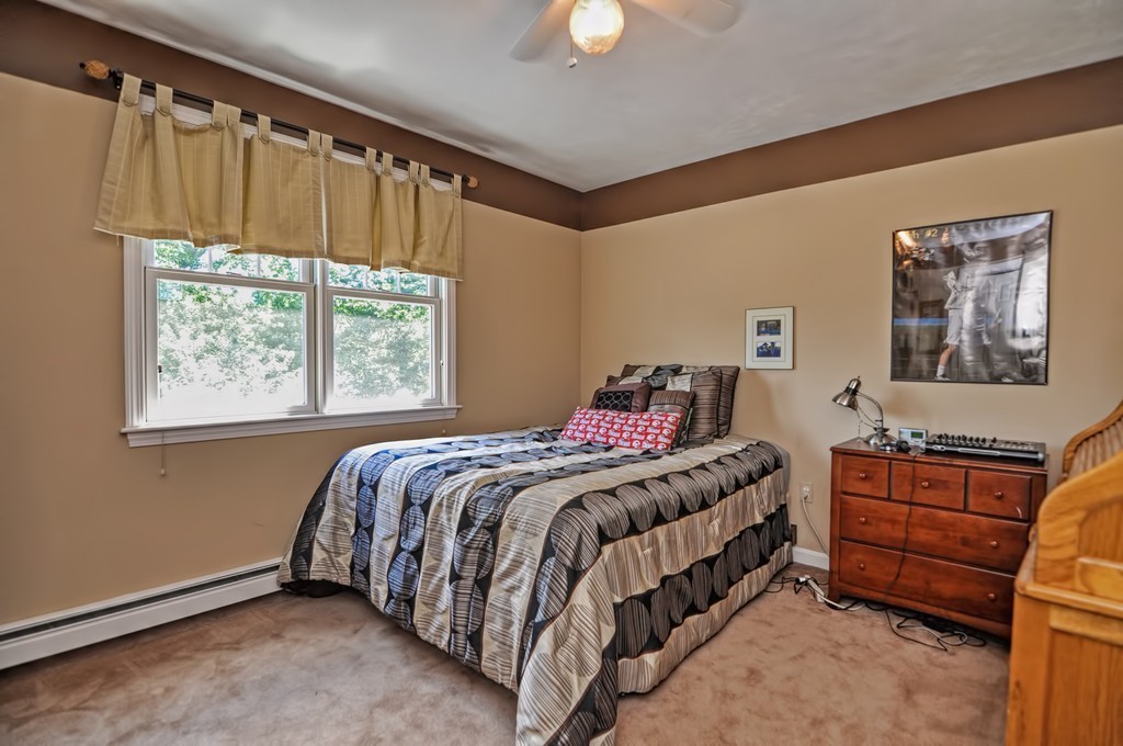 30 Oak Point Wrentham, MA 02093 - Photo 18 of 30