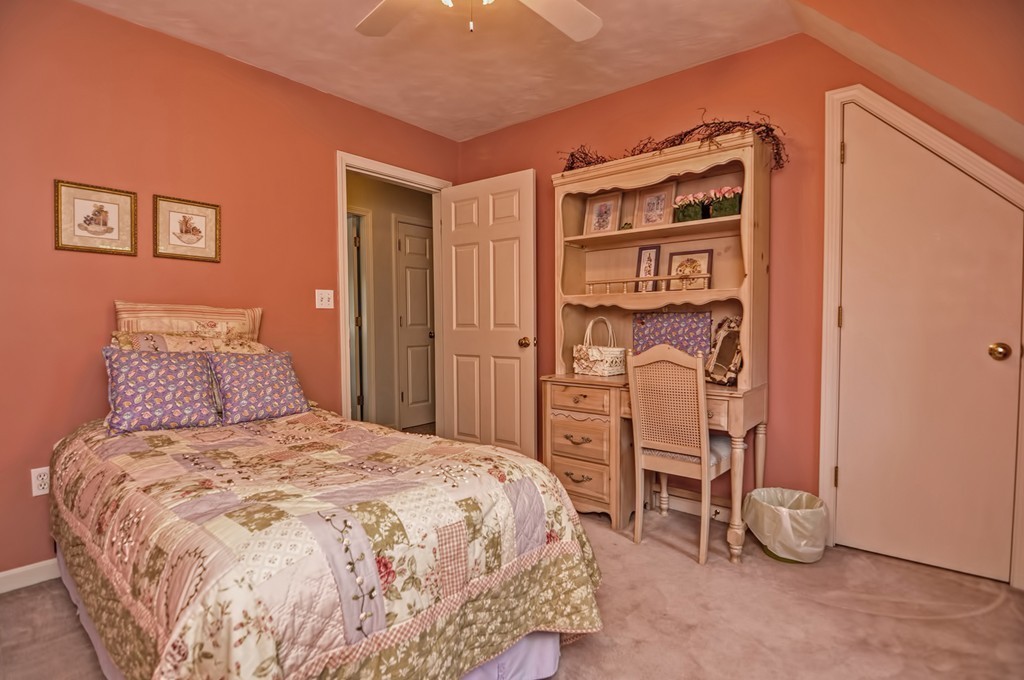 30 Oak Point Wrentham, MA 02093 - Photo 21 of 30