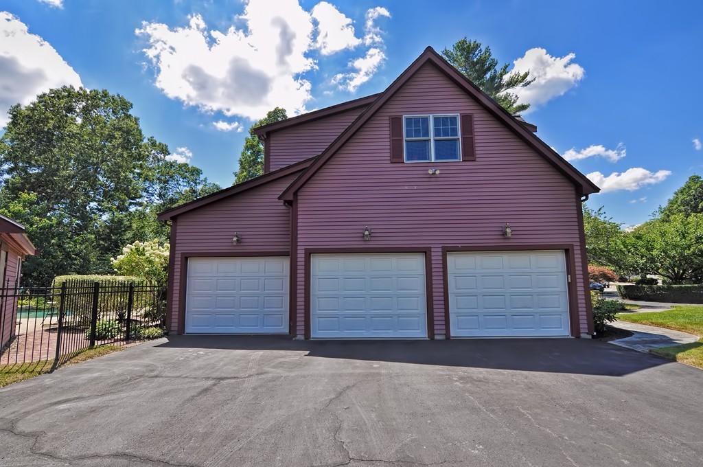 30 Oak Point Wrentham, MA 02093 - Photo 3 of 30