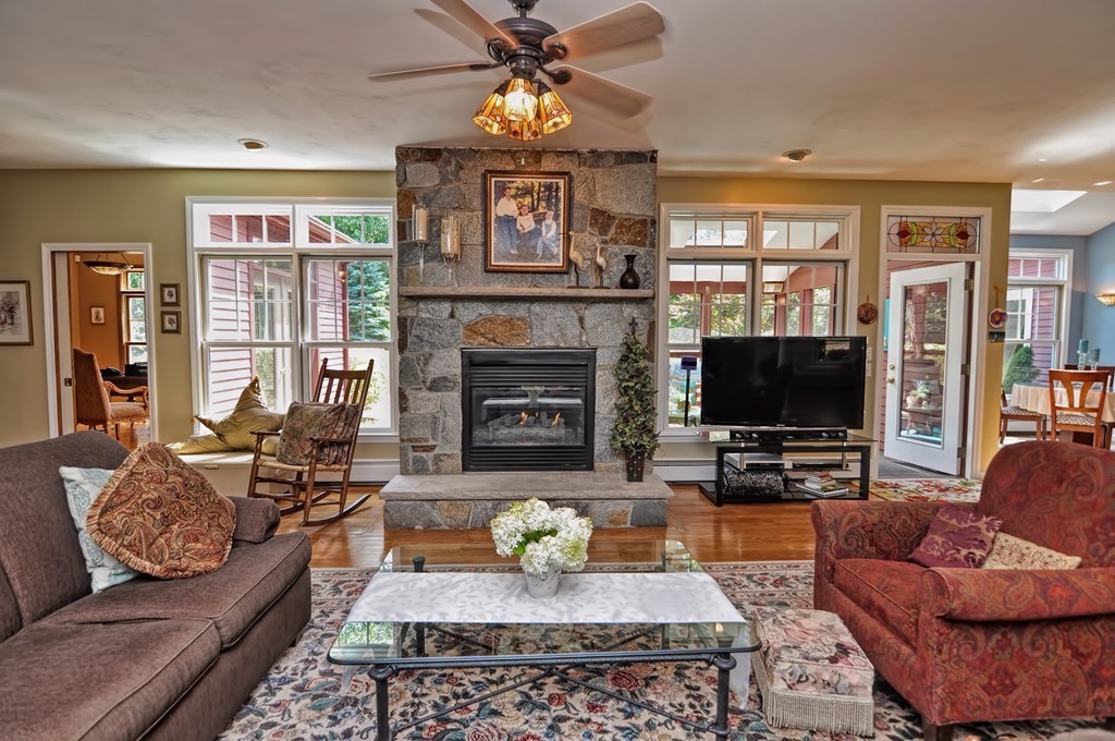 30 Oak Point Wrentham, MA 02093 - Photo 7 of 30