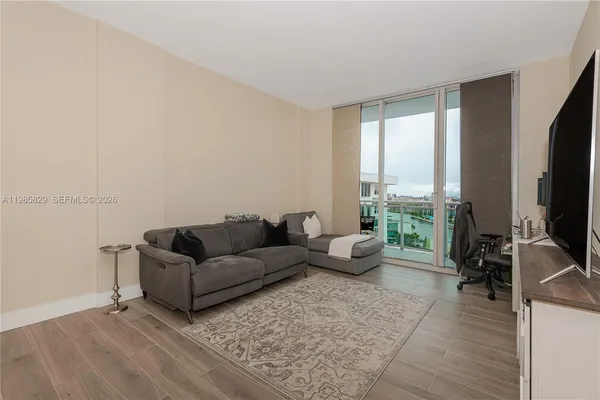 $2,500 | 3001 South Ocean Drive, Unit 1639, Hollywood, FL 33019