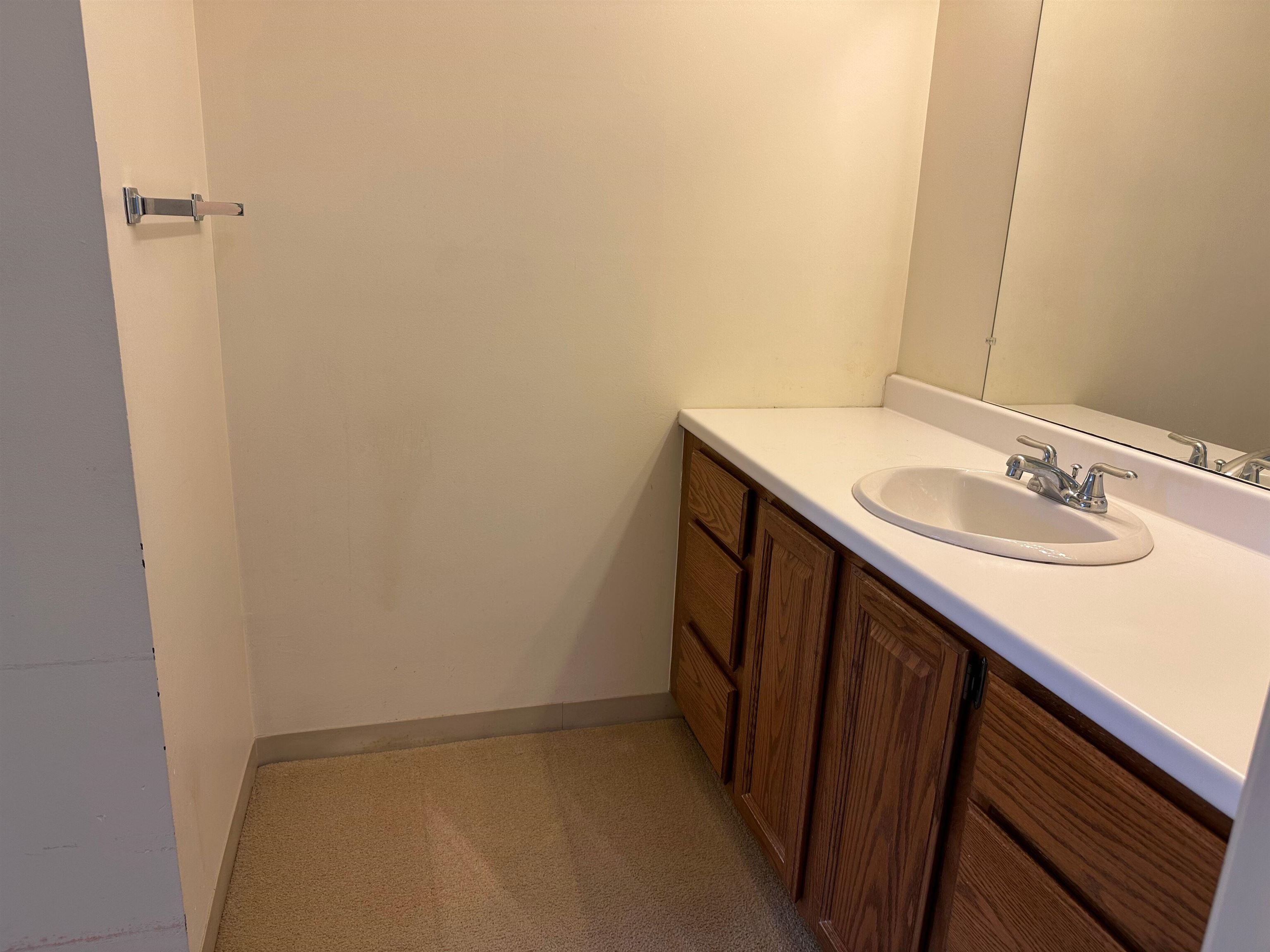 39 Windsor Court, Unit A Keene, NH 03431 - Photo 15 of 24