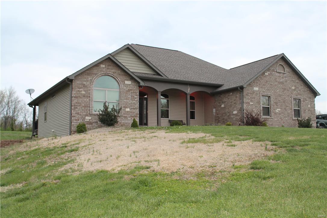 8623 Lower Marine Road Troy, IL 62294 - Photo 2 of 14 Gallery Image 2