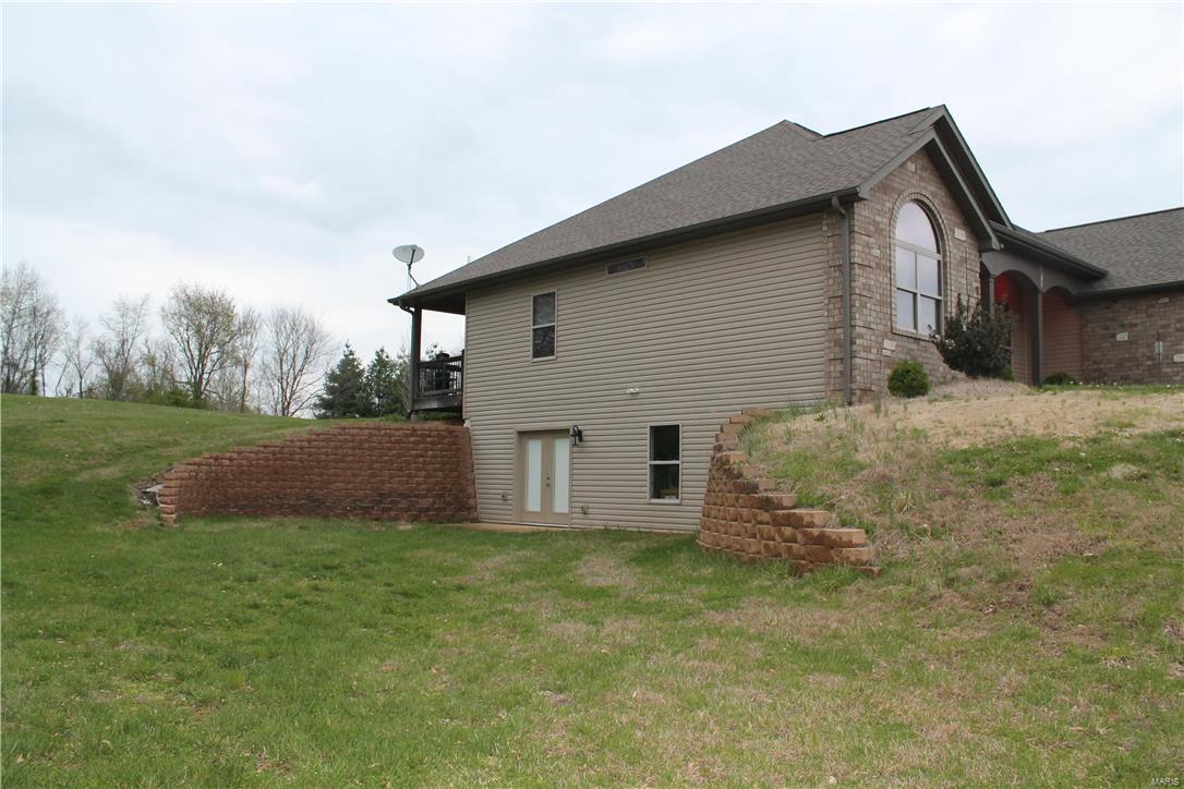 8623 Lower Marine Road Troy, IL 62294 - Photo 3 of 14 Gallery Image 3