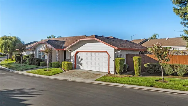 $419,900 | 277 Garden Cir Drive East, Manteca, CA 95336