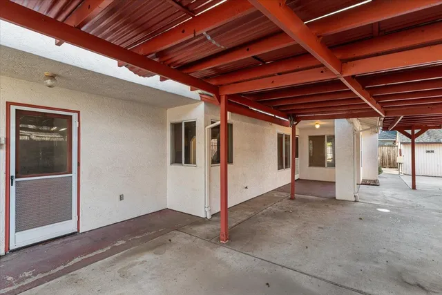 $419,900 | 277 Garden Cir Drive East, Manteca, CA 95336