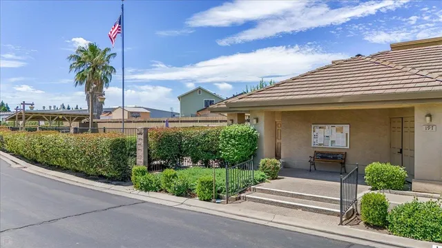 $419,900 | 277 Garden Cir Drive East, Manteca, CA 95336