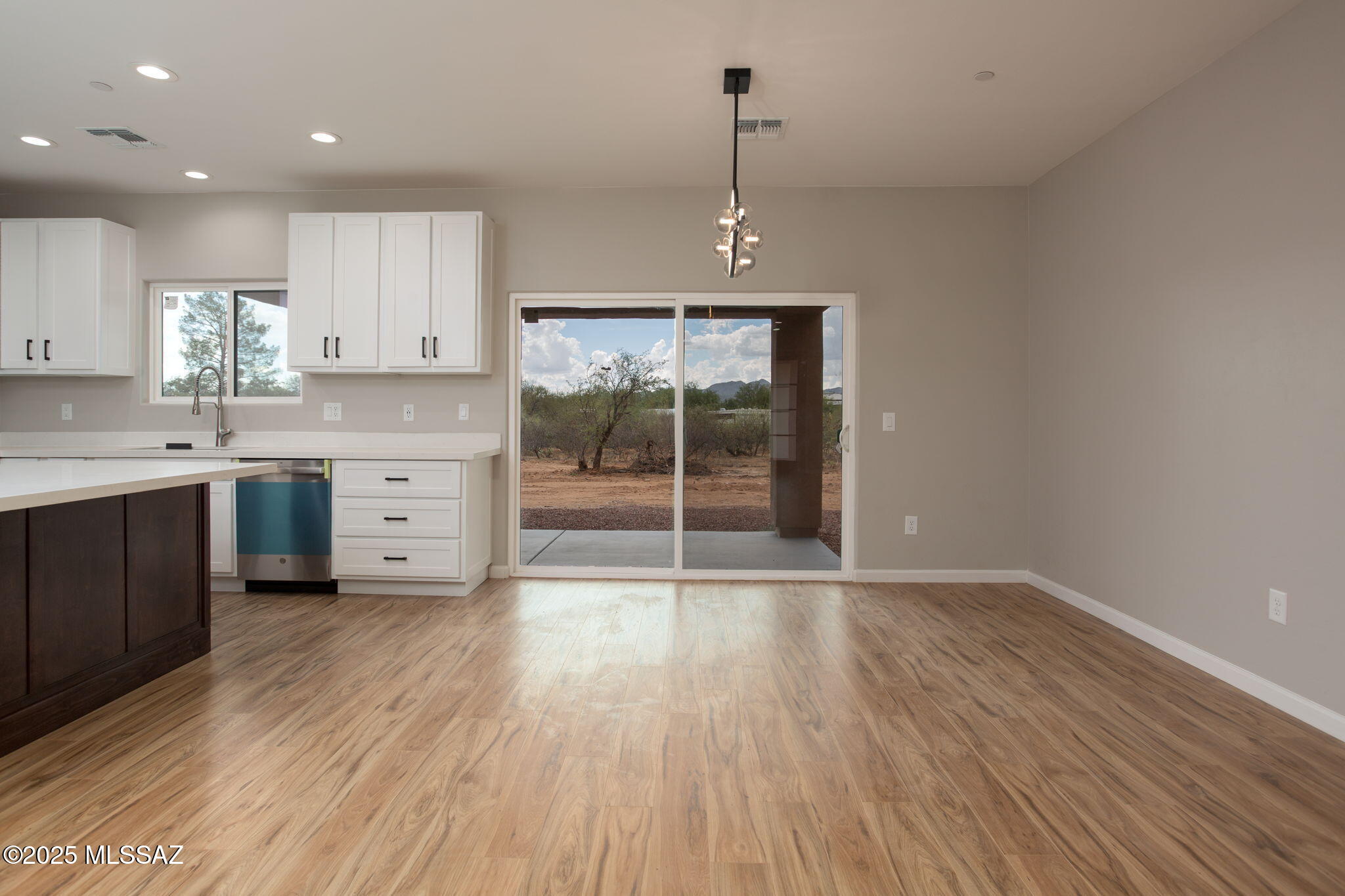 3635 East Rollins Road Tucson, AZ 85739 - Photo 11 of 35 Gallery Image 11