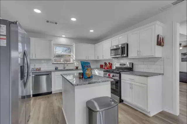 $3,200 | 2123 Quail Run, McKinney, TX 75071