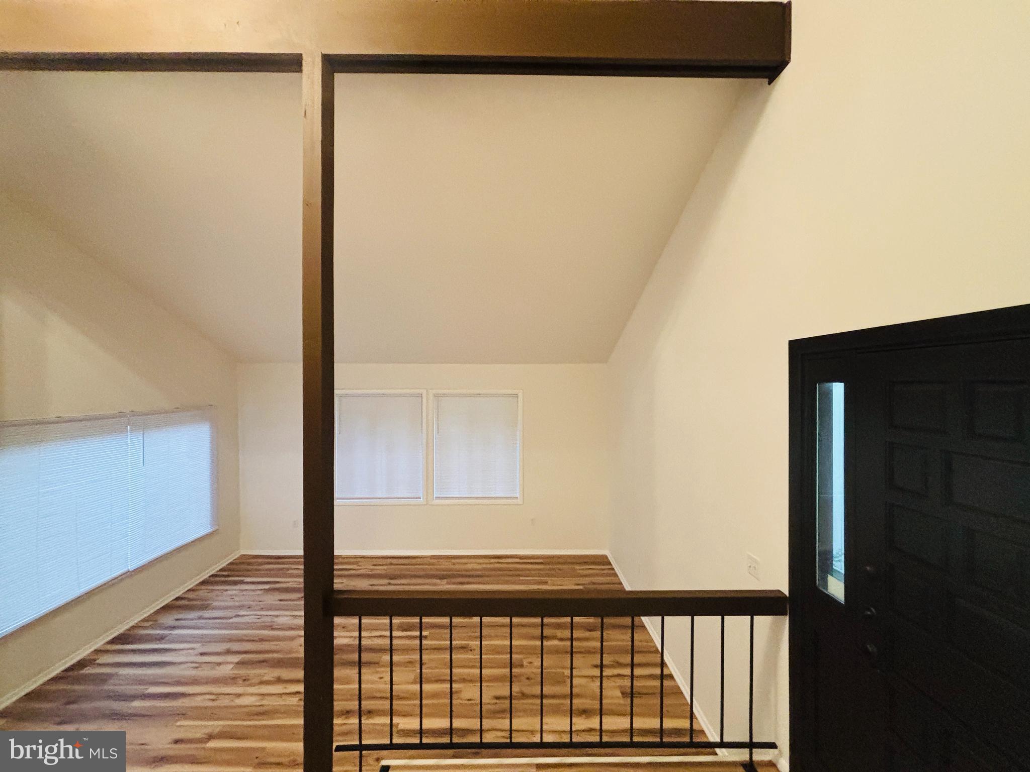 8614 Trumps Hill Road Upper Marlboro, MD 20772 - Photo 5 of 24 Living Room