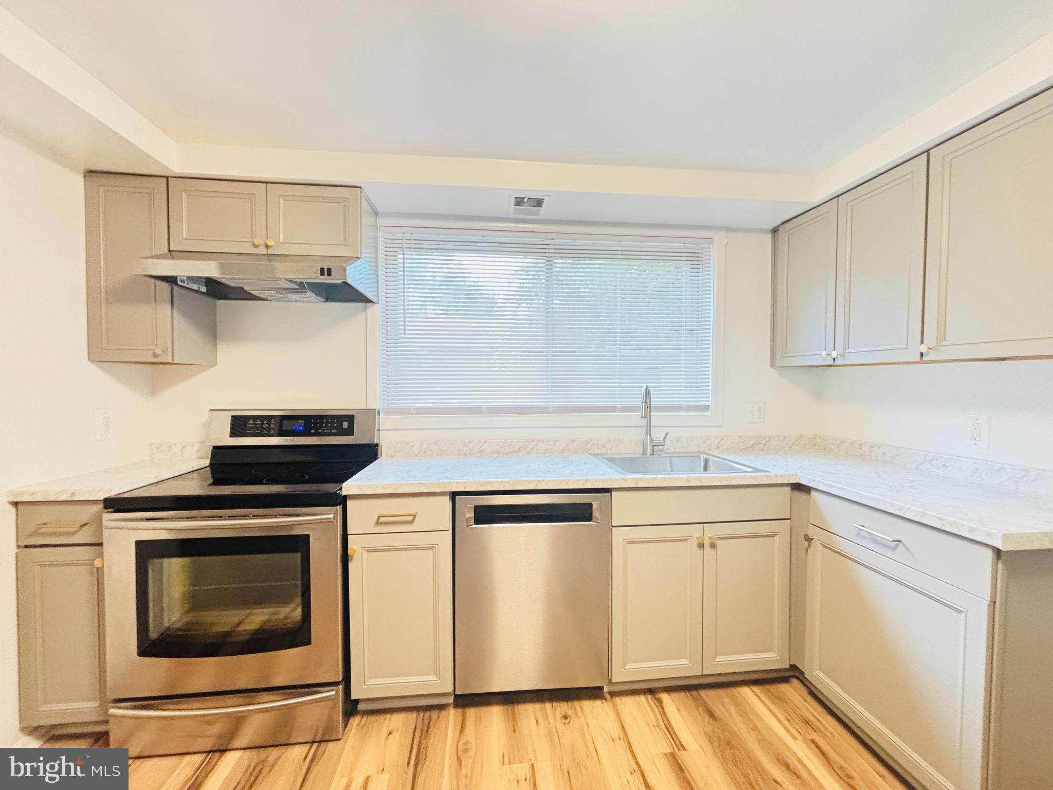8614 Trumps Hill Road Upper Marlboro, MD 20772 - Photo 9 of 24 Kitchen