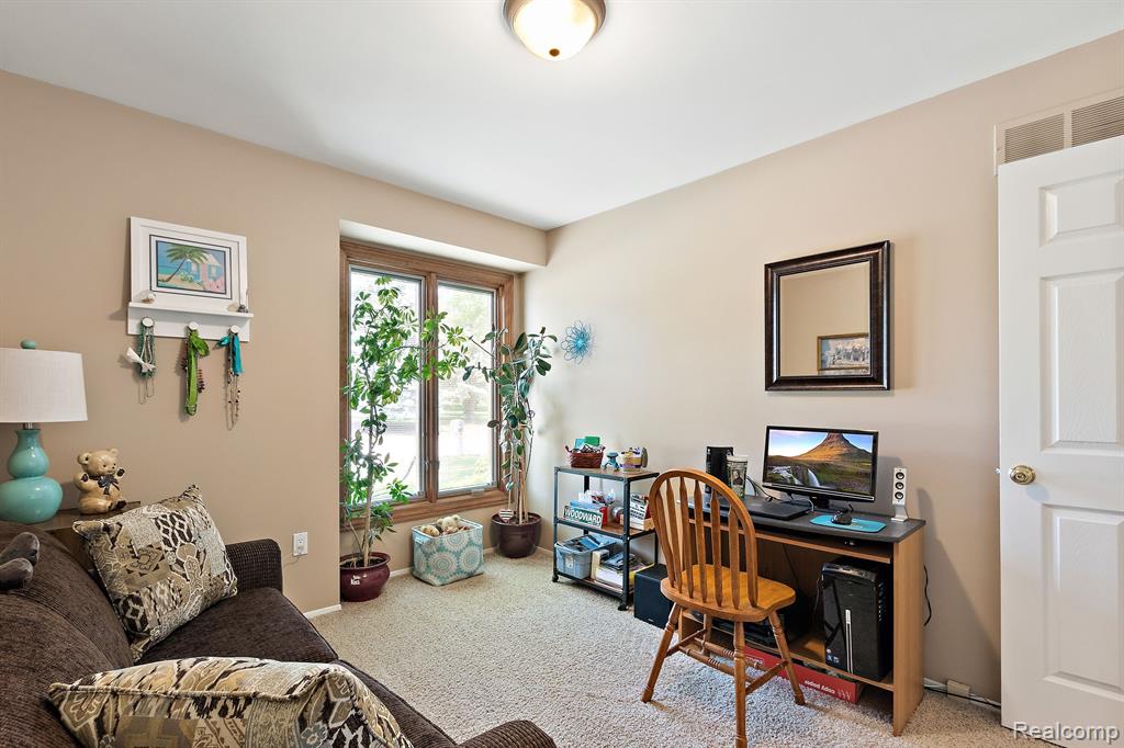 2283 Highsplint Drive Rochester Hills, MI 48307 - Photo 26 of 45