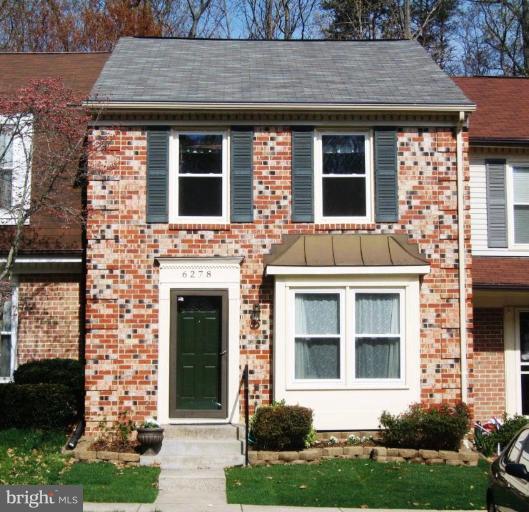 6278 Rathlin Drive Springfield, VA 22152 - Photo 1 of 25 front view of a house