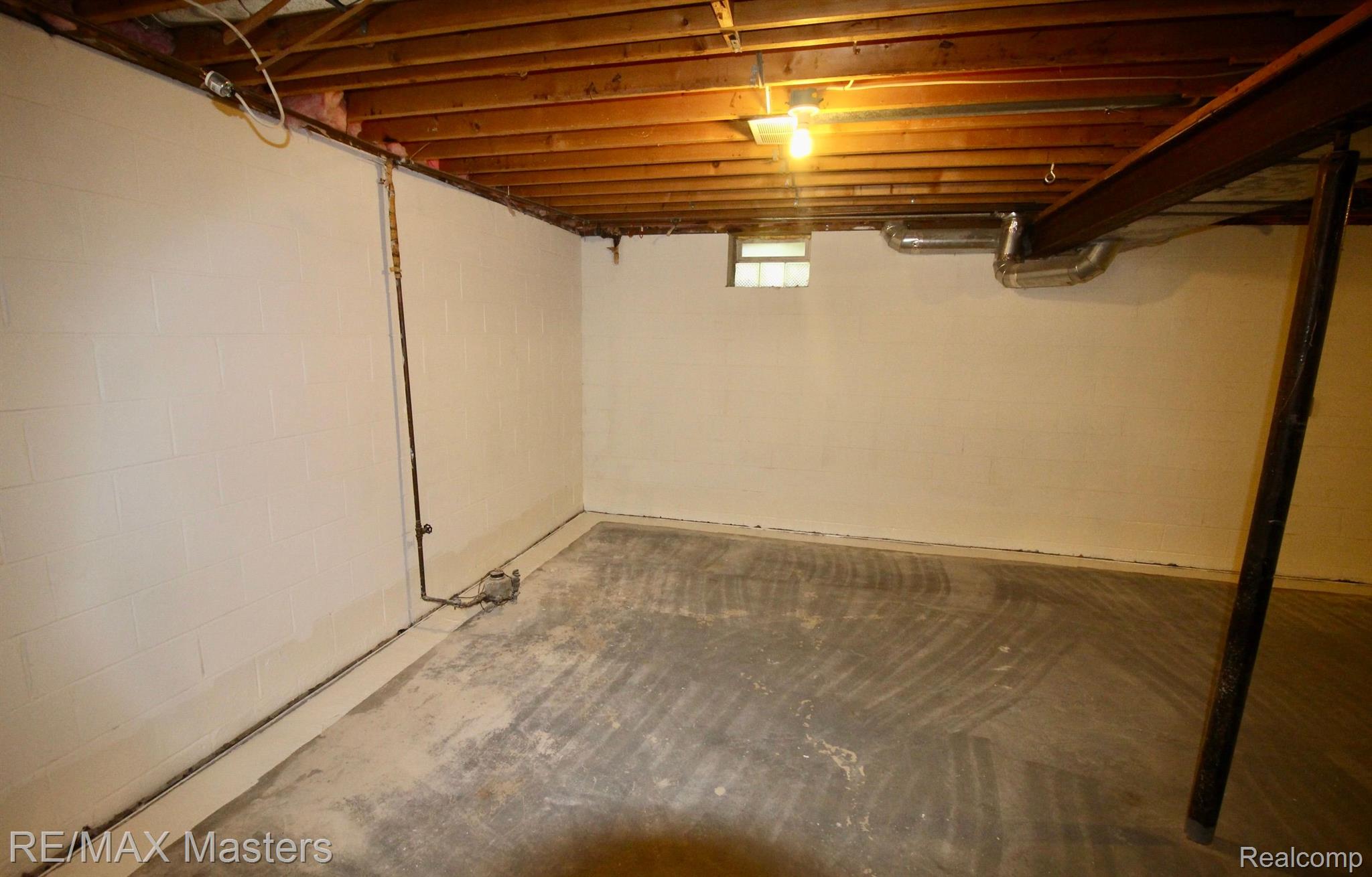 33459 Willow Road New Boston, MI 48164 - Photo 40 of 47 Waterproofed by FSM 2023. Warranty provided!