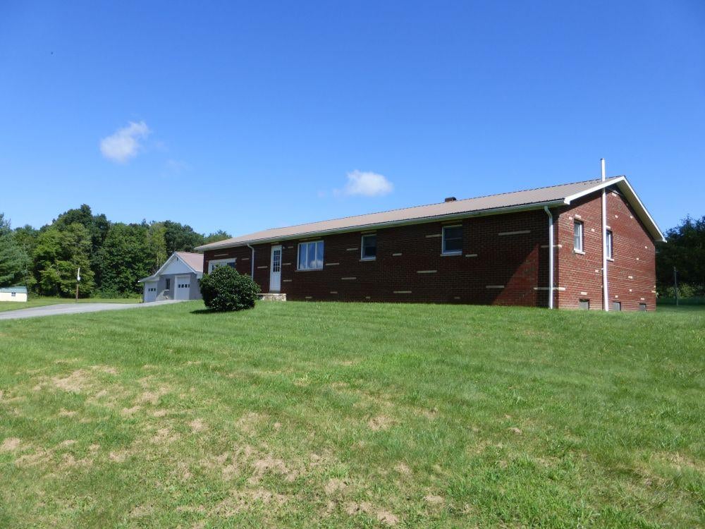 17344 North State Rte 20 Meadow Bridge, WV 25976 - Photo 4 of 41 Gallery Image 4