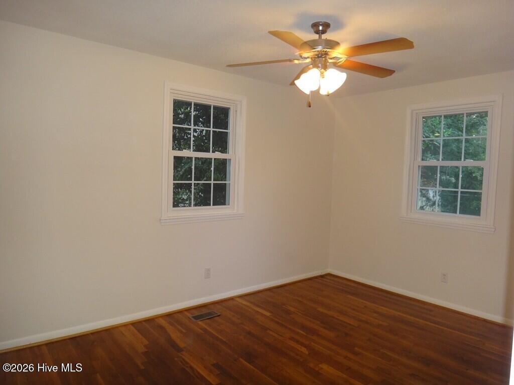 409 Cheyenne Road Jacksonville, NC 28540 - Photo 12 of 13 Master Bedroom