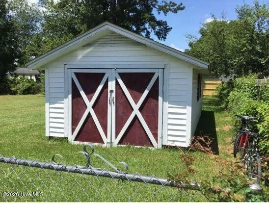 $1,350 | 409 Cheyenne Road, Jacksonville, NC 28540