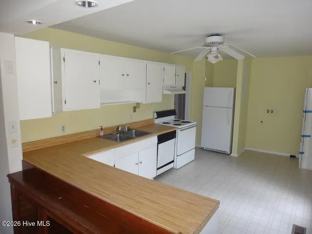 $1,350 | 409 Cheyenne Road, Jacksonville, NC 28540