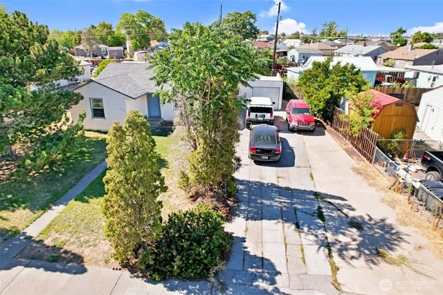 $239,000 | 214 Knolls Vista Drive, Moses Lake, WA 98837