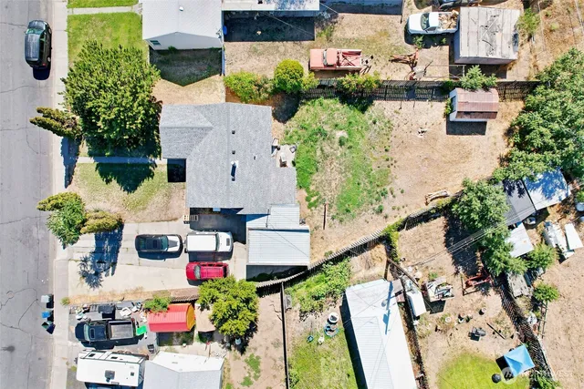 $239,000 | 214 Knolls Vista Drive, Moses Lake, WA 98837