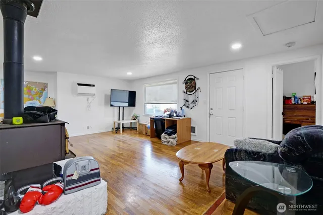 $239,000 | 214 Knolls Vista Drive, Moses Lake, WA 98837