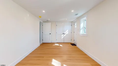 $799,000 | 29 East Hollywood Lane, Beesleys Point, NJ 08223