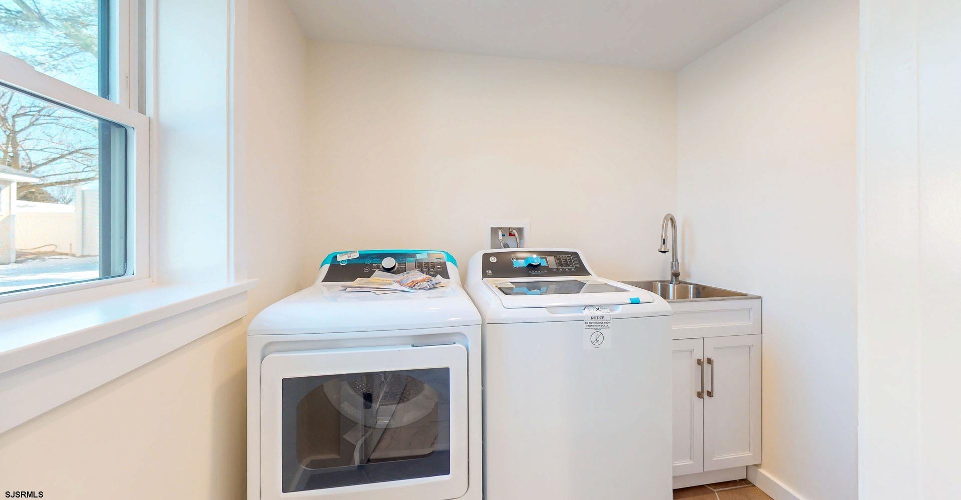 29 East Hollywood Lane Beesleys Point, NJ 08223 - Photo 14 of 65