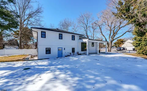 $799,000 | 29 East Hollywood Lane, Beesleys Point, NJ 08223