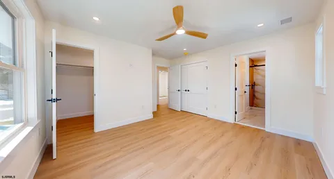 $799,000 | 29 East Hollywood Lane, Beesleys Point, NJ 08223